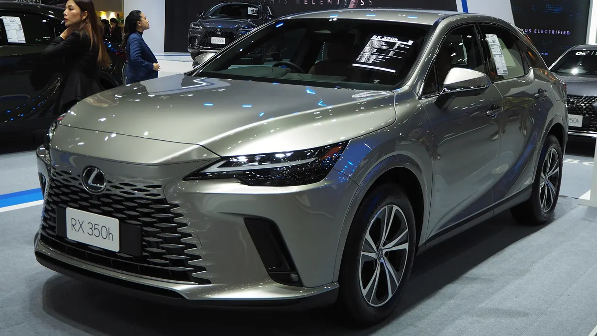 렉서스 RX350h 중대형 SUV 전시차 전면 — RX350h 가격·트림 비교